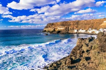 Playa Escalera – Playa del Águila Fuerteventura: L’Abbraccio Incantevole dell’Acqua e del Sole